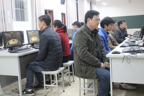 守教育初心 筑廉潔防線——鎮(zhèn)雄縣碗廠中學組織教師集中觀看反腐專題片開展廉政教育咨詢活動